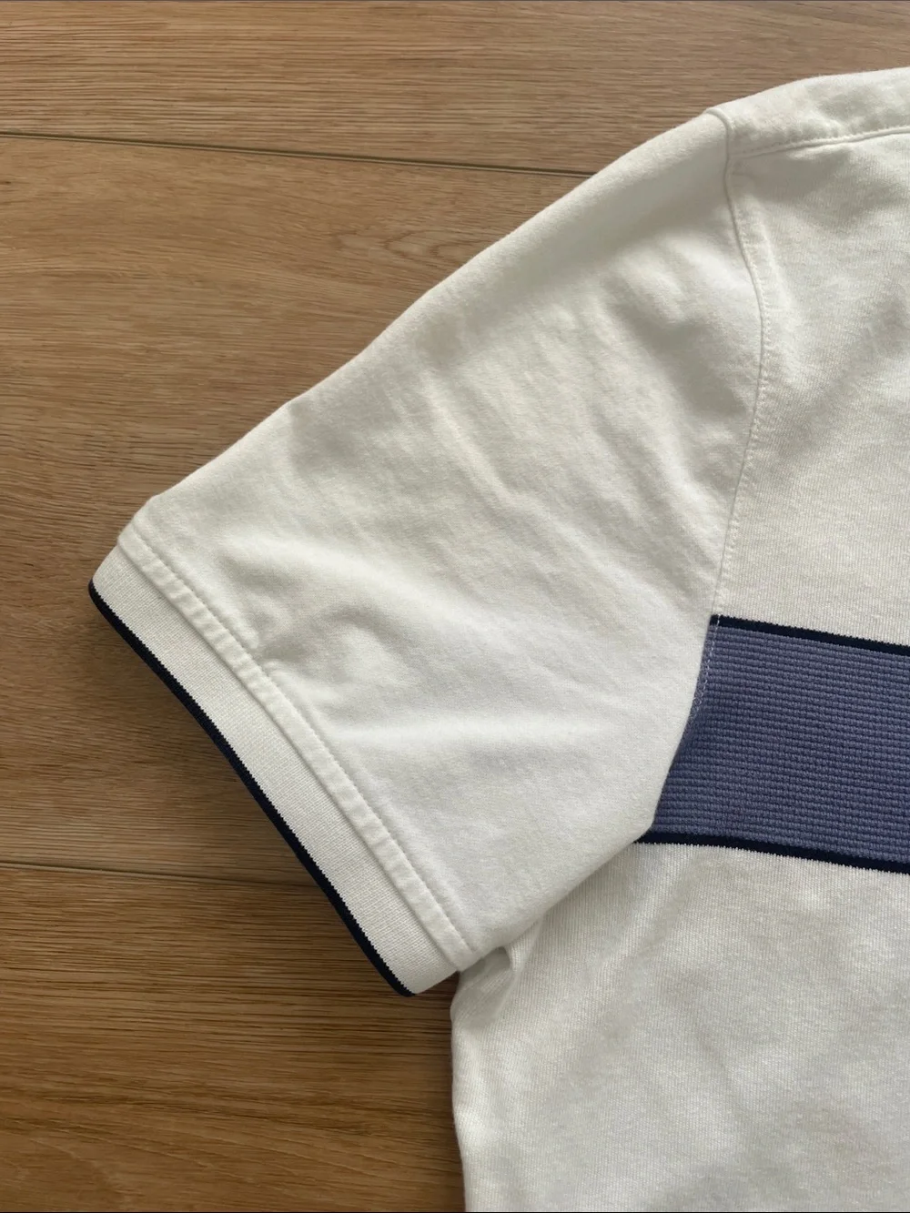 Banana Republic White Polo with Blue Chest Stripe, Men XL